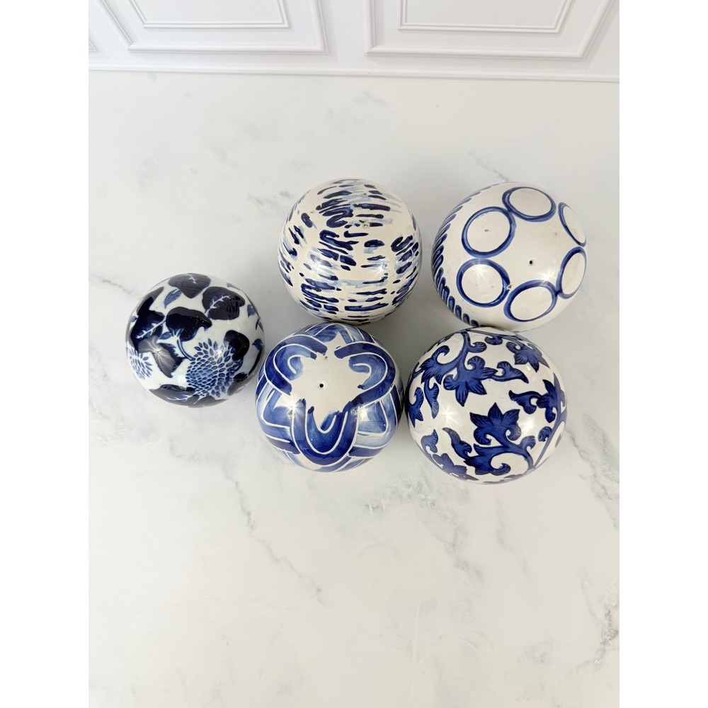Set of 5 Hand Painted Blue and White Ceramic Chinoiserie 4" Orbs Spheres Balls